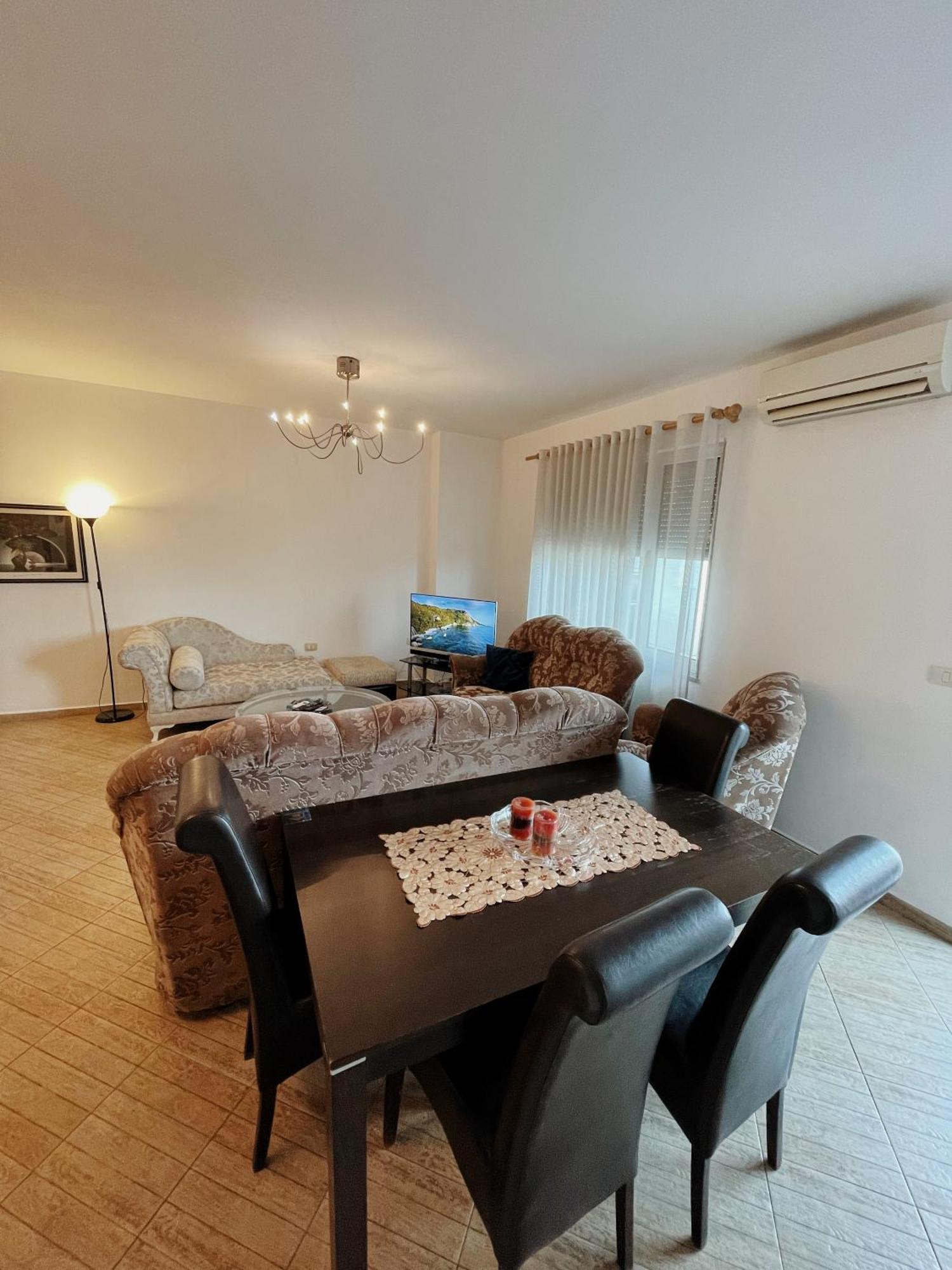 Lovely Apartment Тирана Экстерьер фото